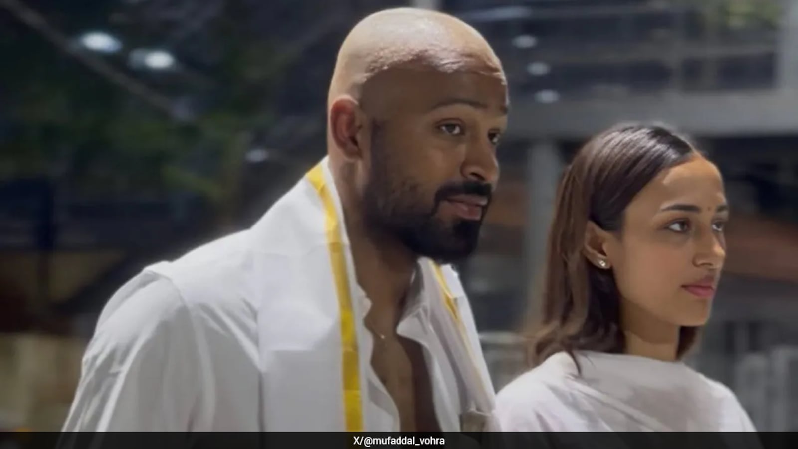 Hardik Pandya Goes Bald, Offers Prayers With Girlfriend Mahieka In Tirumala