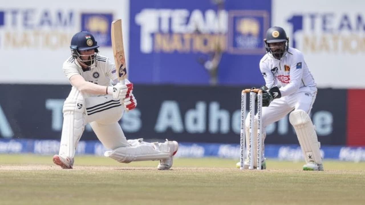 IND vs SL: भारत-श्रीलंका टेस्ट मैच में स्टार खिलाड़ी चोटिल, स्कैन के लिए भेजा गया अस्पताल