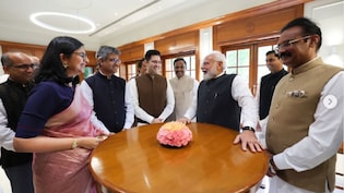 पीएम मोदी बोले- बेड पर जाते ही 8 सेकेंड में आ जाती है नींद, सांसदों को नसीहत, फोन पर न करें अभद्रता