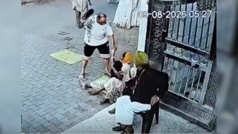 On Camera, Man Hits Woman With Slippers On Face 9 Times In 30 Seconds