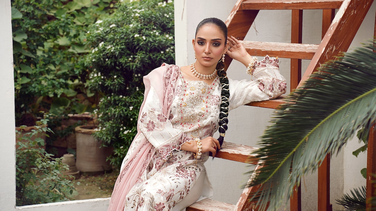 Look festive this Raksha Bandhan with these ethnic wear picks Look festive this Raksha Bandhan with these ethnic wear picks