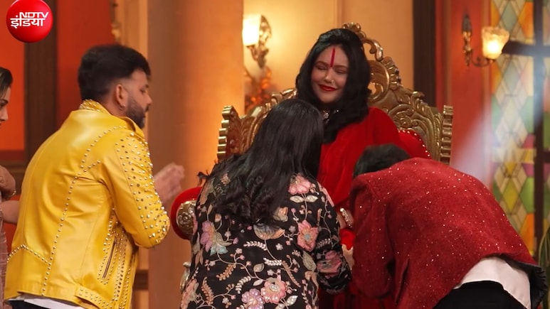पवन सिंह की शादी पर राधे मां ने की भविष्यवाणी, बताया किस उम्र में भोजपुरी सुपरस्टार की होगी शादी, भारती सिंह ने किया मजेदार कमेंट