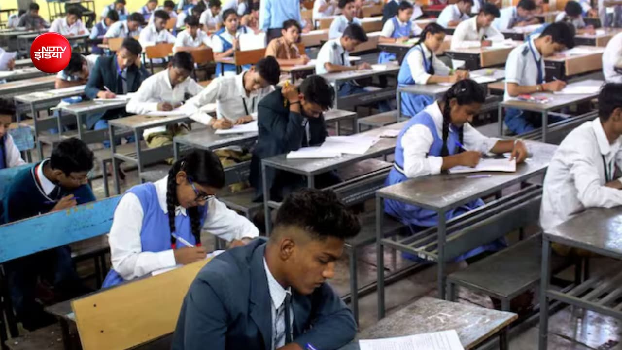 MP Board Exam 2027: 10वीं-12वीं एग्जाम का टाइम टेबल जारी, 17 फरवरी से शुरू होंगे पेपर, देखें शेड्यूल