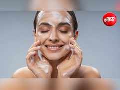 Homemade Facewash: घर पर मौजूद चीजों से बनाएं नेचुरल फेसवॉश, निखर जाएगी स्किन, चमकेगा चेहरा