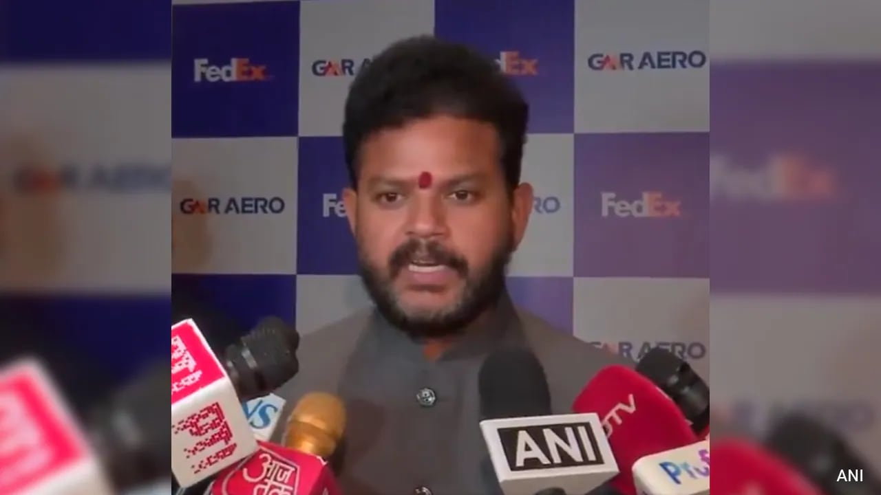 Centre Weighs Dope Tests For All Commercial Pilots After Air India Plane Row
