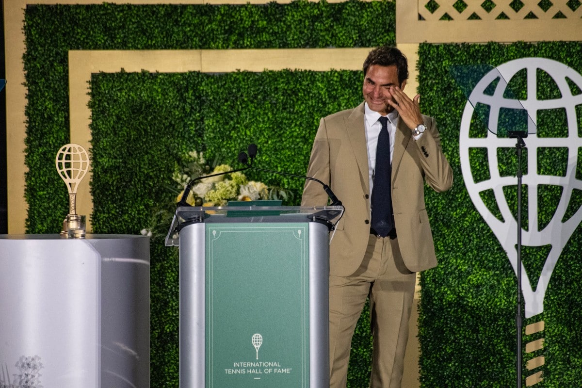 Roger Federer inducted into Tennis Hall of Fame in emotional ceremony