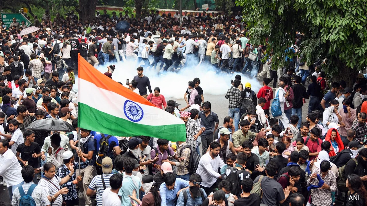 'Was Used For Criminals': Delhi Cops On Face Cameras At Jantar Mantar