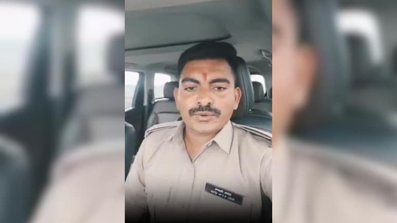 Gujarat Cop Quits Over Jantar Mantar Protest To Support PM Modi For 2029 Polls