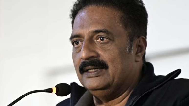 झारखंड छात्रों के प्रदर्शन में आंसू गैस के इस्तेमाल पर भड़का प्रकाश राज का गुस्सा, बोले- बर्बरता काम नहीं आएगी