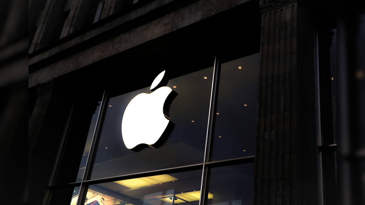 Apple To Charge 5% Commission On Apps Distributed Outside App Store In EU