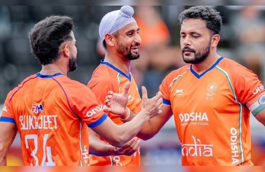 India vs Argentina LIVE Score:  पहला हाफ पूरा, सेमीफाइनल के लिए अहम मैच में भारत 1-2 से पीछे