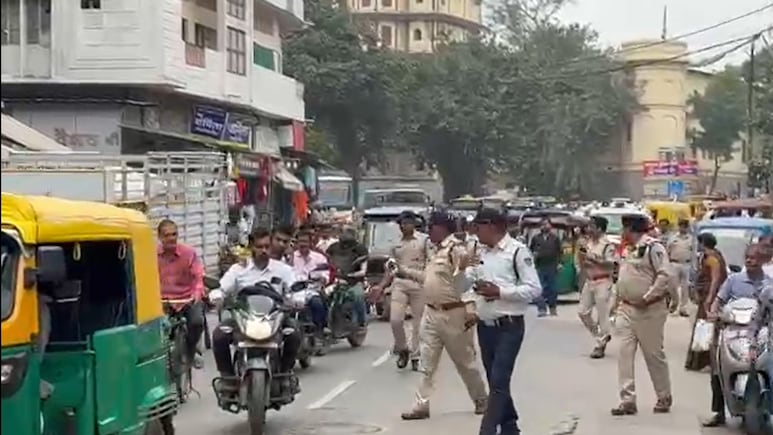 इंदौर में ट्रैफिक जाम से मिलेगी राहत: 16 चौराहों पर सुधारे जा रहे लेफ्ट टर्न, खजराना और कनाड़िया पर काम तेज