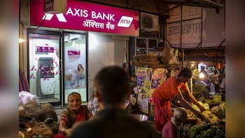 Citigroup, Axis Team Up On Leveraged India Dollar Deposit Boom