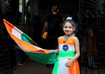 Independence Day 2026: लाल किले पर झंडा फहराना या तिरंगे की ड्रेस, AI के जरिए सब होगा मुमकिन, जानें कैसे