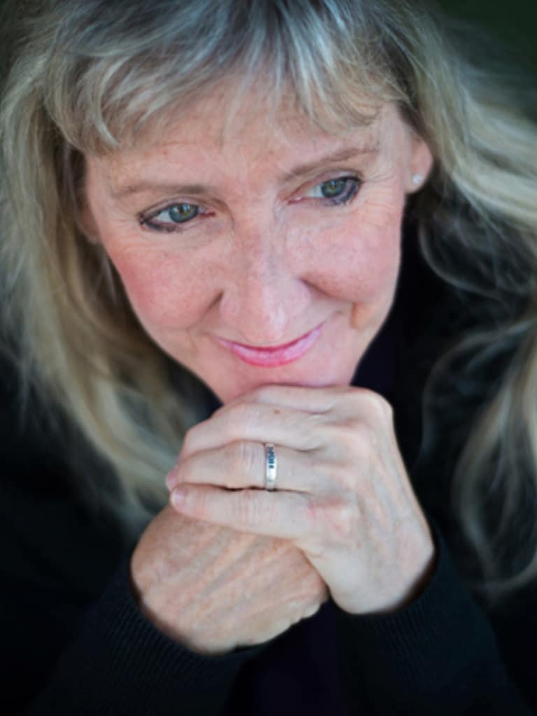 Carol Guzy Carol Guzy