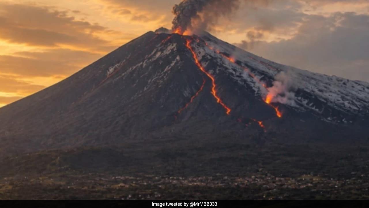 US Tourist Dies After Being Struck By Lightning While Hiking On Italy's Mount Etna