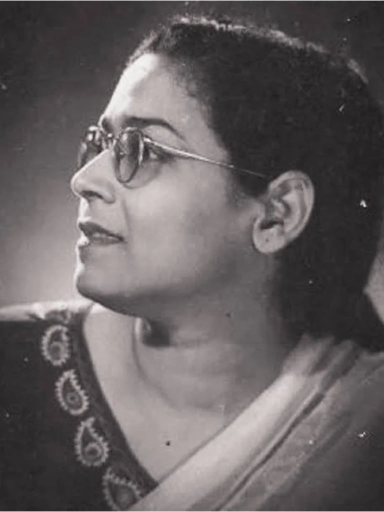 Ismat Chughtai birth Anniversary: writer Life story lahore high court case lihaf
