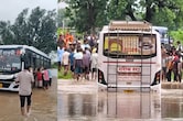 उफनती बीहर नदी के रपटे पर फंसी यात्री बस, पुलिस-ग्रामीणों के रोकने पर भी नहीं माना ड्राइवर, अब खुद फंसा