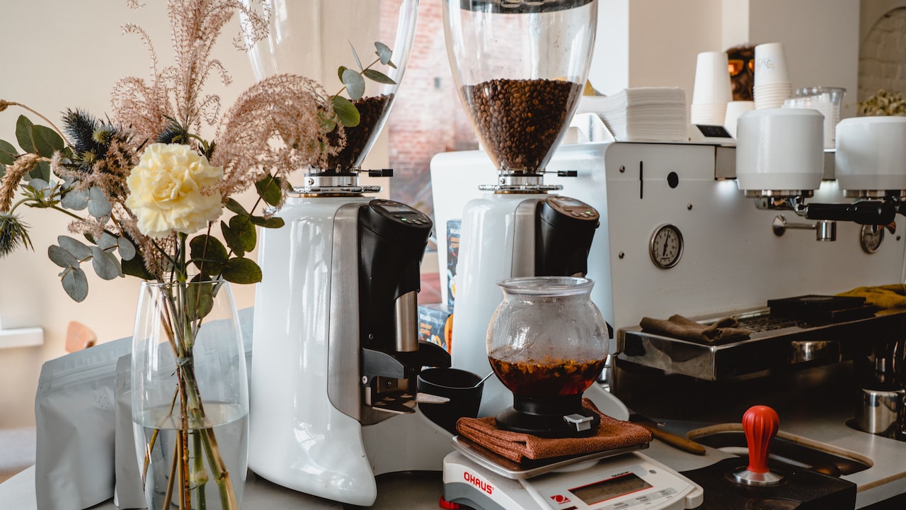 Top coffee grinder features that are worth paying for