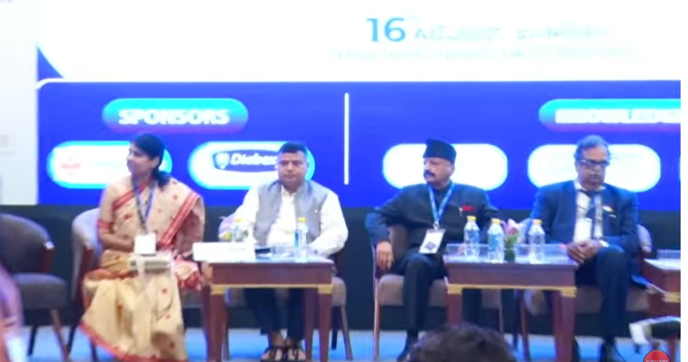 AI In Healthcare: Doctors Must Stay Accountable, Experts Say