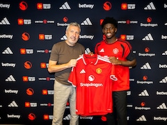 Cameroons Carlos Baleba Joins As Manchester United Boost Midfield Options