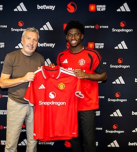 Cameroons Carlos Baleba Joins As Manchester United Boost Midfield Options