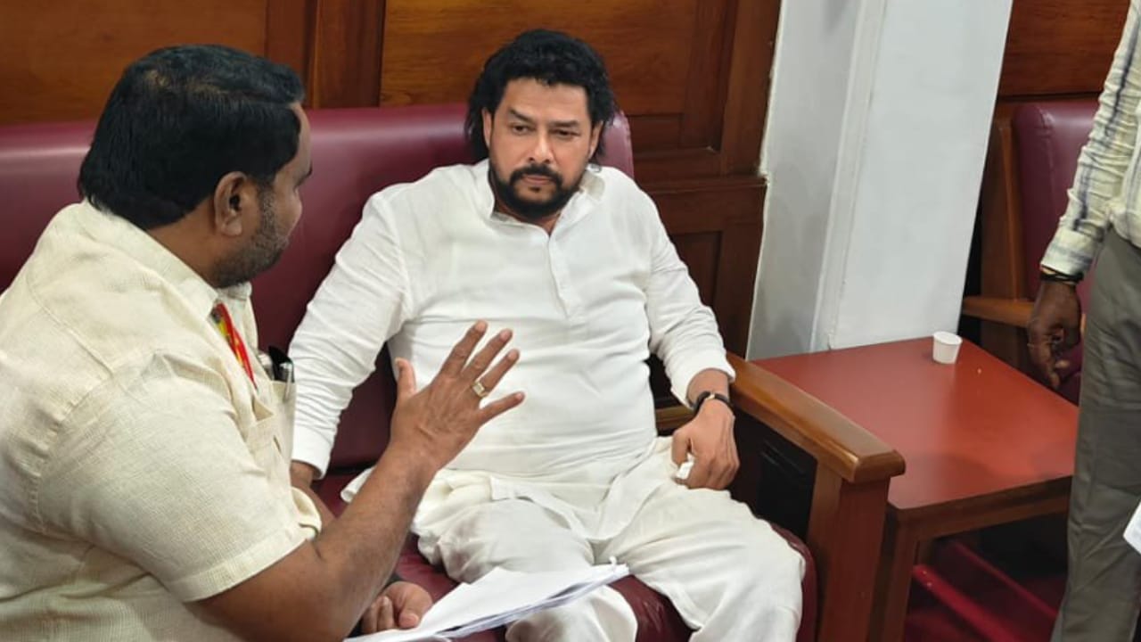 Karnataka Minister B Nagendra Offers To Resign Over Corruption Allegations
