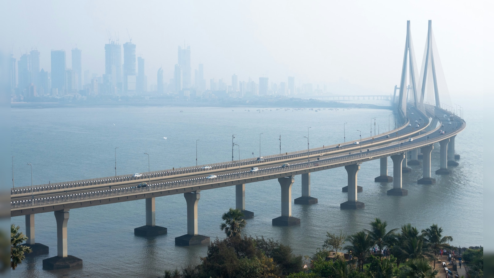 Mumbai Ranks 15th, Hyderabad 27th In Global Data Centre Capacity: Knight Frank