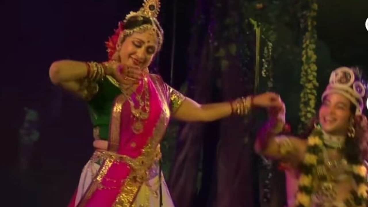 जन्माष्टमी पर कृष्ण की राधा बनीं हेमा मालिनी, 'राधा रास बिहारी' में दिखा ड्रीम गर्ल का खूबसूरत अंदाज