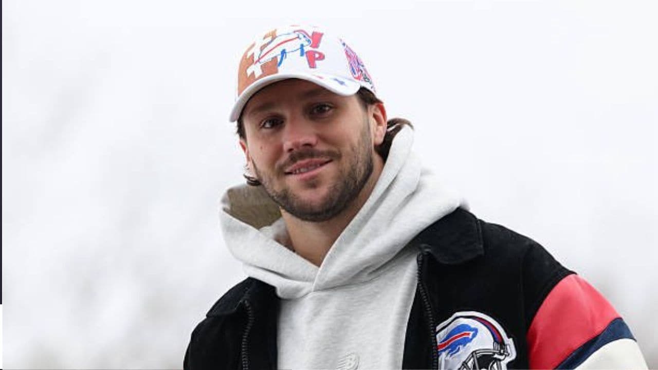 "A Developing True Crime Story": Josh Allen’s Awkward Smelling Salts Moment Has NFL Fans Talking