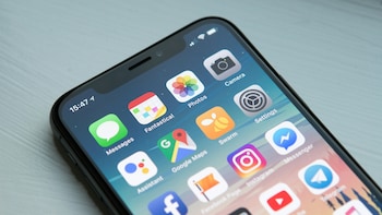 MeitY Brings Mobile Screen Protectors Under Compulsory BIS Quality Standards