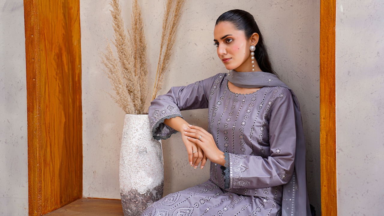 Elevate your daily dressing game with these kurta sets Elevate your daily dressing game with these kurta sets
