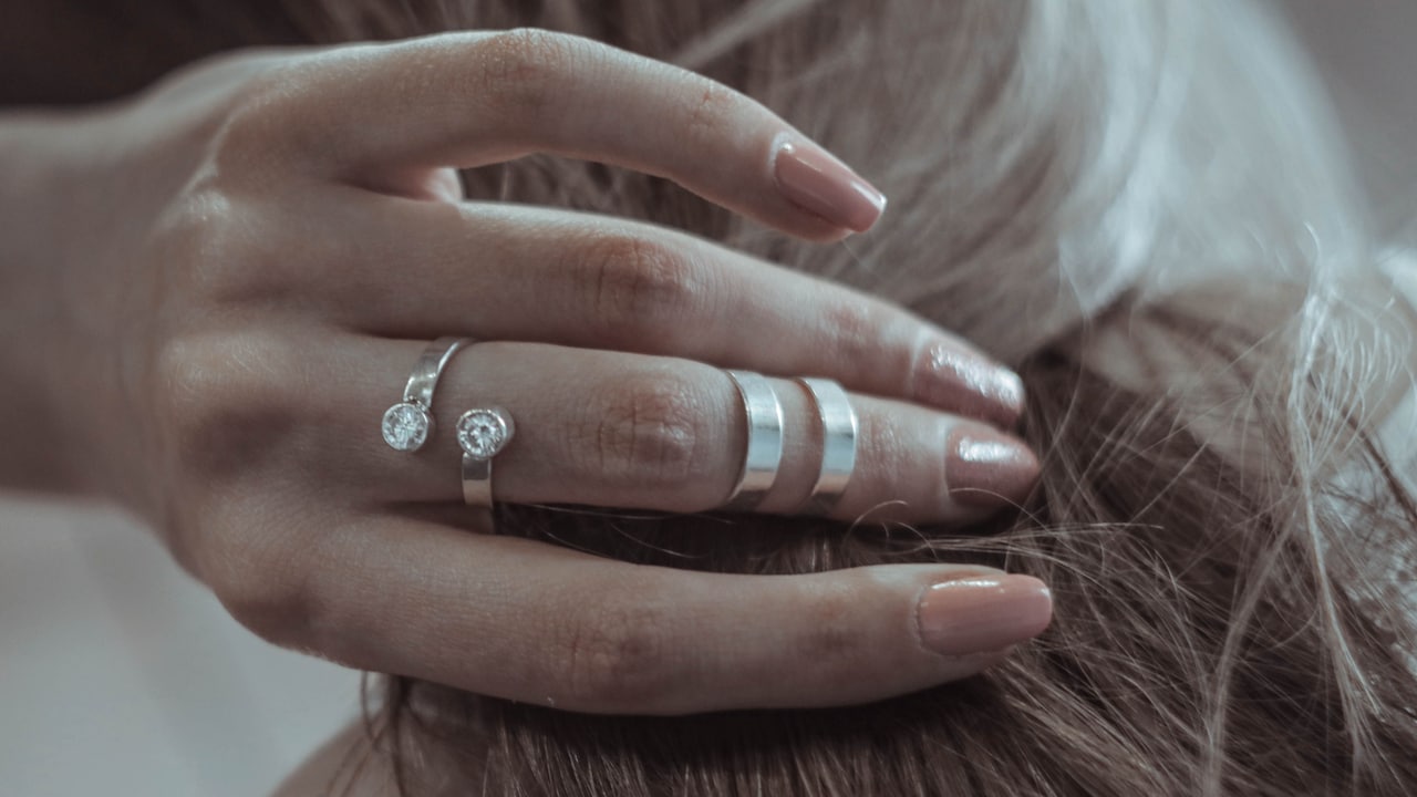 Why Adjustable Rings Become Loose Faster Than Expected