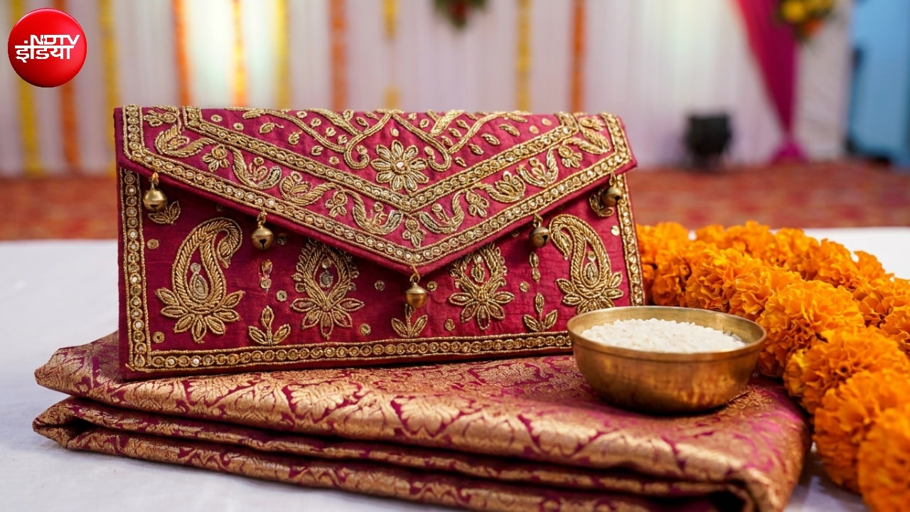 शादी में मिले 10 लाख के लिफाफे, उड़ गई दूल्हे की नींद; कहा- कहीं पुलिस या आयकर विभाग न आ जाए