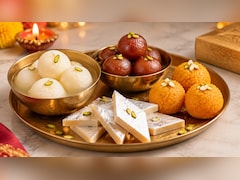 रसगुल्ला से लेकर काजू कतली तक, जानिए कौन सी मिठाई कितने दिन रहती है बिल्कुल सेफ?