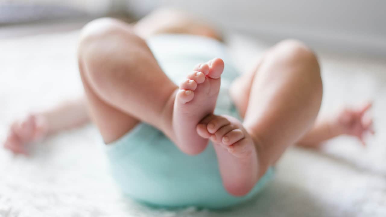 How Wealthy Chinese Couples Are Using US Surrogacy Agencies To Have American Babies