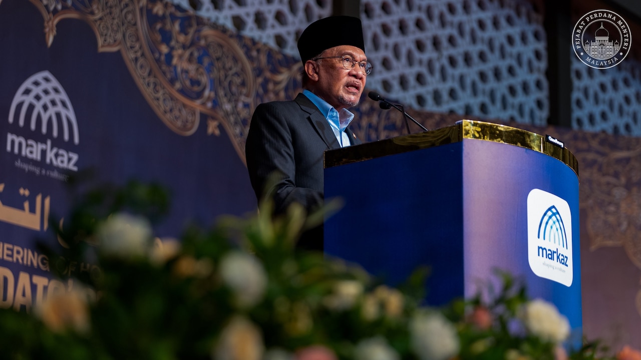 'Decisive Action': Malaysia PM Draws A Firm Line on Israel-Bound Military Cargo