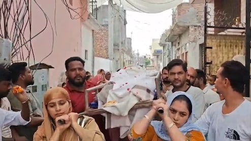 Ludhiana Women Break Tradition, Shoulder Mother-In-Law's Bier