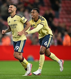 Arsenal Extend Perfect Premier League Start As Chelsea, Liverpool Held