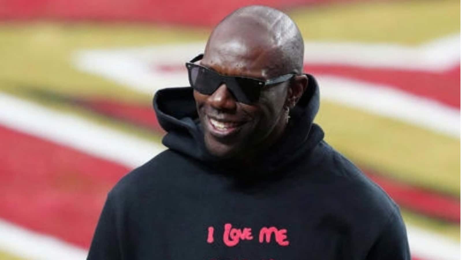 Terrell Owens Accuses Delta Cleaning Crew Member Of Taking Bag Left On Flight