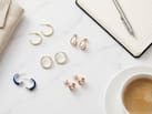 वर्किंग वीमेन के लिए परफेक्ट हैं ये लाइटवेट और एलिगेंट Earrings, ऑफिस वियर को देंगे क्लासी लुक