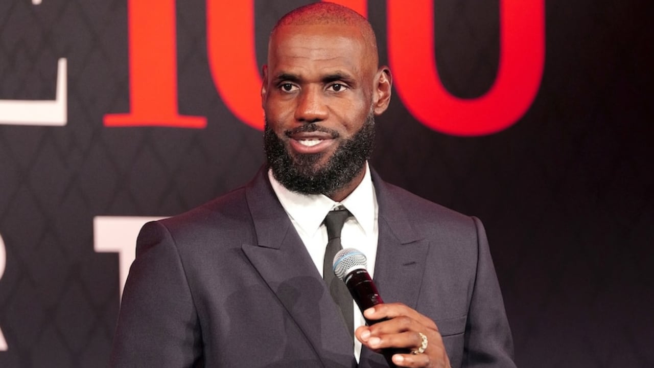 LeBron James’ Lakers Jersey Retirement Looks Likely Despite Fan Disapproval