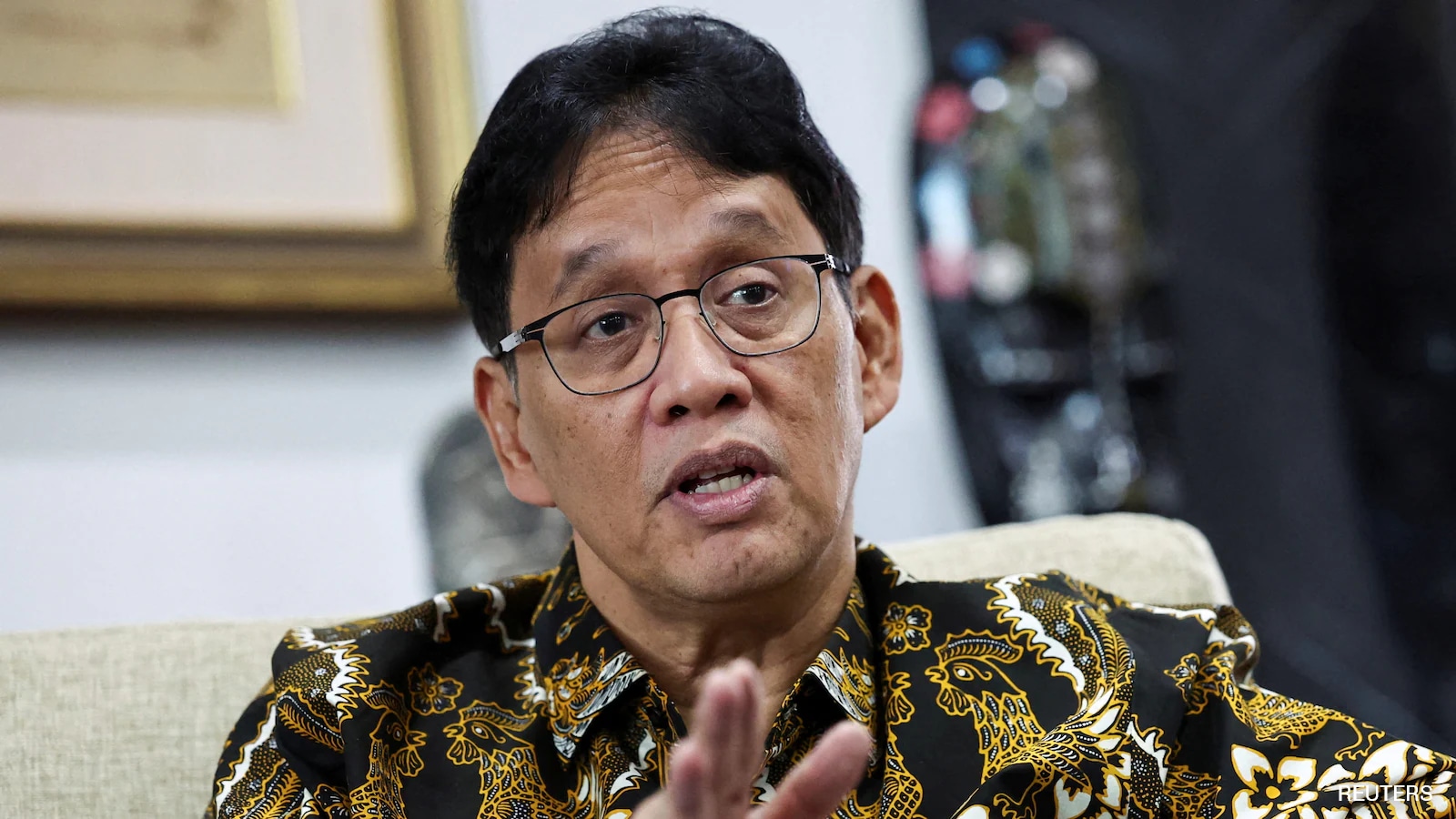 Indonesia Finance Minister Ousted After Clash With Prabowo Ally