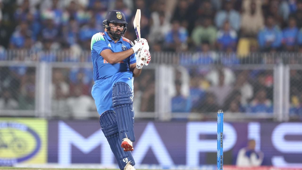 India vs West Indies LIVE Score, 2nd ODI: Rohit Sharma Smashes 100 Off 72, Drops Special Celebration; Shubman Gill Scripts History