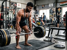 Deadlift Mistakes: 10 Common Errors That Can Ruin Your Form And Increase Injury Risk