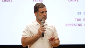 Rahul Gandhi's 'Vote Chori' Charge & BJP's Counter Amid ECI Report Row