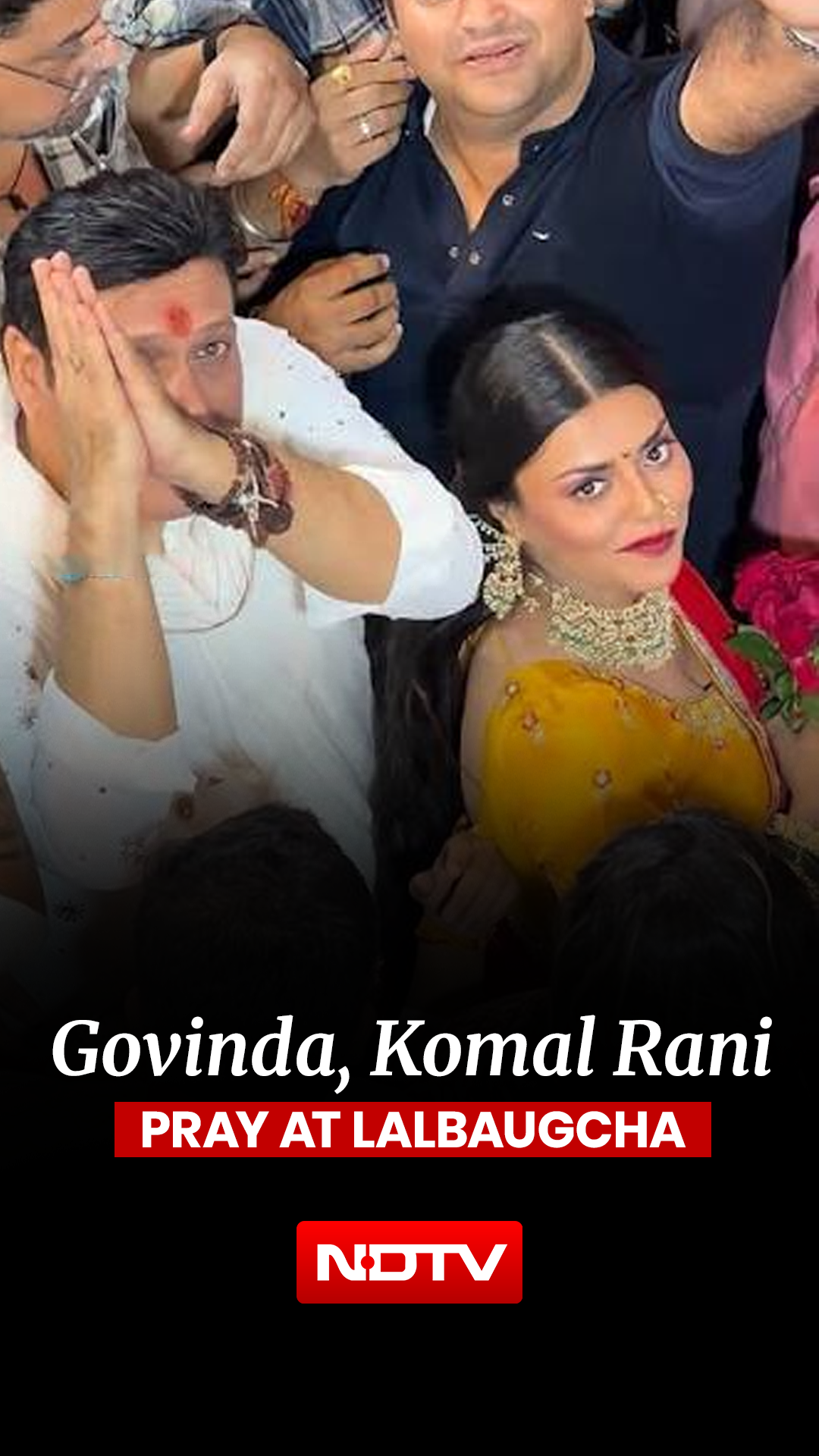 Govinda Seeks Blessings At Lalbaugcha Raja With Komal Rani