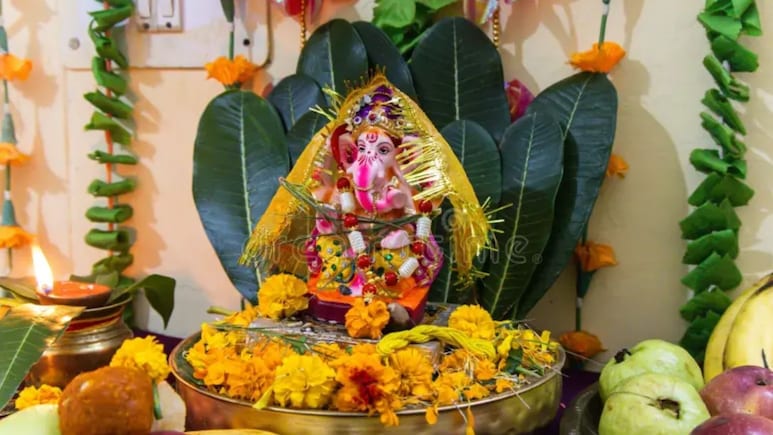 गणेश चतुर्थी के दिन क्या खरीदना चाहिए? 5 ऐसी चीजें जो Ganesh Chaturthi पर घर लाना शुभ माना जाता है