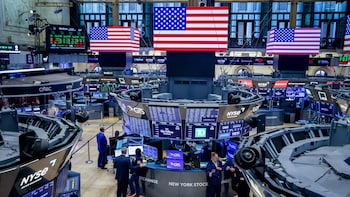 Wall Street Highlights: Nasdaq 100 Climbs To Its First Record Since June