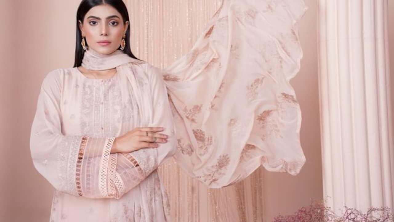Soft and long cotton dupattas that are perfect for everyday use